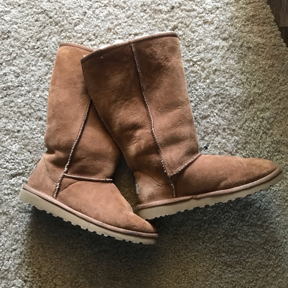 Youth Ugg boots